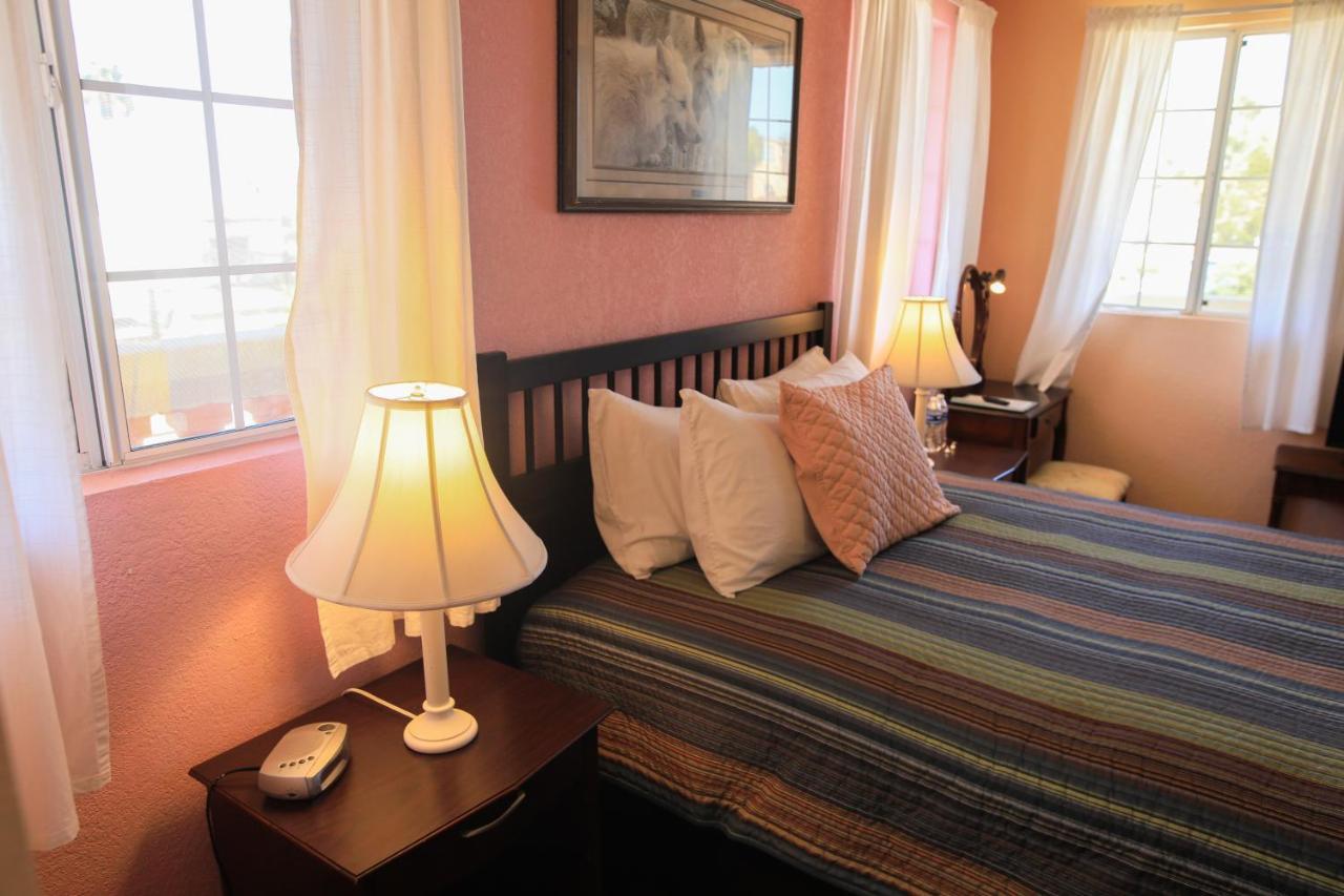 Playa Hermosa Inn At The Beach Енсенада Екстериор снимка
