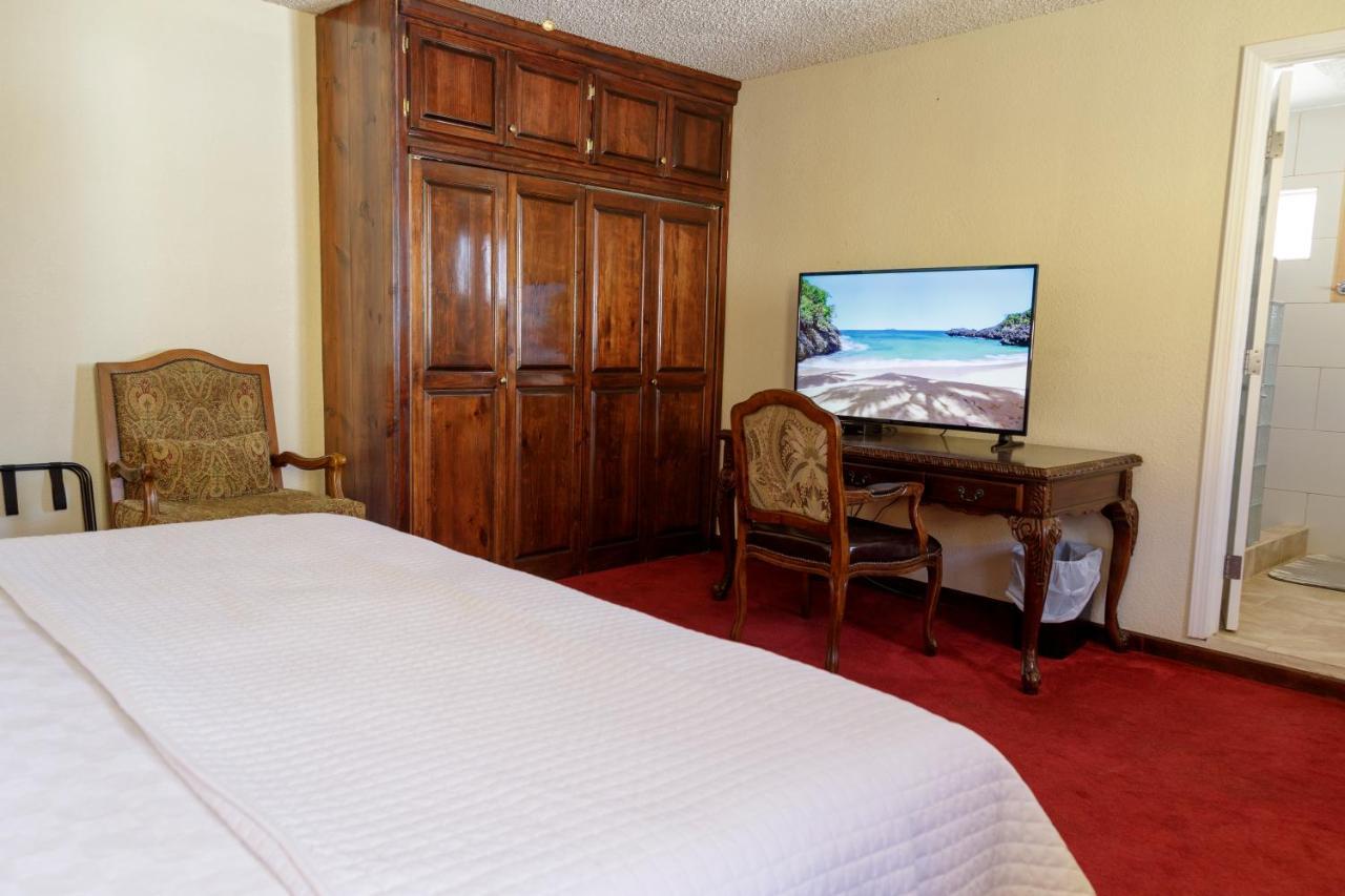 Playa Hermosa Inn At The Beach Енсенада Екстериор снимка